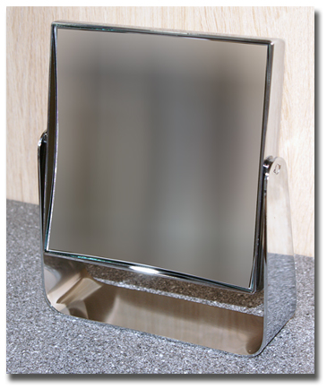Standspiegel mit Vergrösserung mit Spiegel in eckig by Bavaria Bäder-Technik GdbR